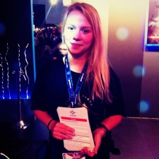 Jacqueline arbeitet als Eventhelfer auf der Messe