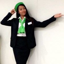 Hong Ngoc arbeitet als Zugangshostess Business Area auf der Messe