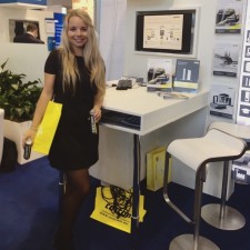 Kira bei der Arbeit