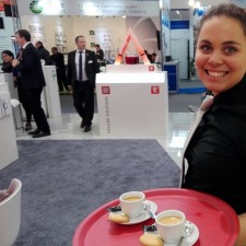 Sophie arbeitet als Servicehostess für Messeservice auf der Messe