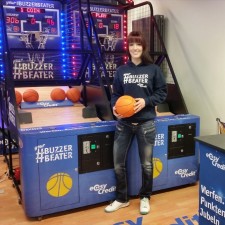 Julia bei der Arbeit