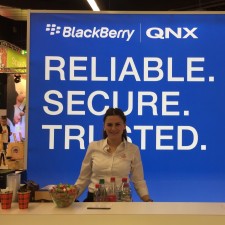 Antonia arbeitet als Hostess / Servicekraft auf der Messe