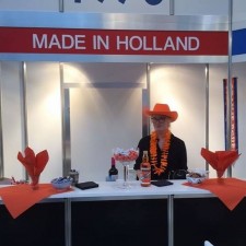 Anita arbeitet als Exhibition hostess auf der Messe