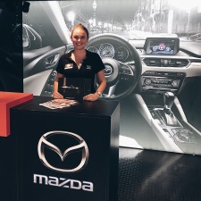 Leonie arbeitet als Sonstiger Job auf der Messe