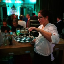 Jennifer bei der Arbeit
