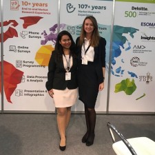 Elina arbeitet als Exhibition hostess auf der Messe