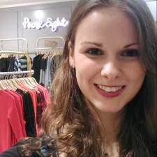 Carolin bei der Arbeit