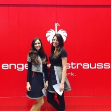 Ekaterina arbeitet als Messehostess - AgriTechnica auf der Messe