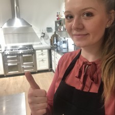 Louisa-Katharina bei der Arbeit