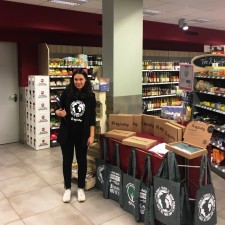 Jana bei der Arbeit