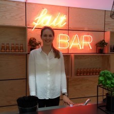 Antonia bei der Arbeit