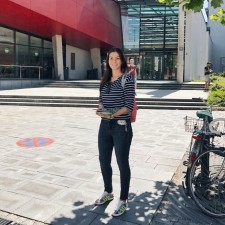 Aurora Katherine bei der Arbeit