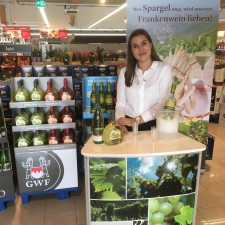 Sophie bei der Arbeit