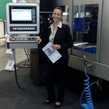 Tanja arbeitet als Servicekraft auf der Messe