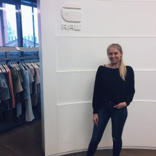 Viktoria bei der Arbeit