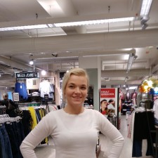 Jennifer bei der Arbeit