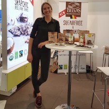 Christina arbeitet als Messehostess auf der Messe