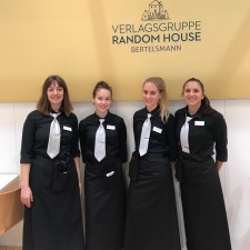Lucia arbeitet als Servicekräfte auf der Leipziger Buchmesse gesucht! auf der Messe