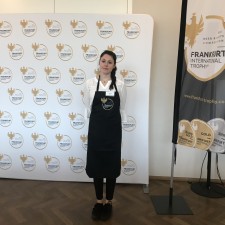 Leonie bei der Arbeit