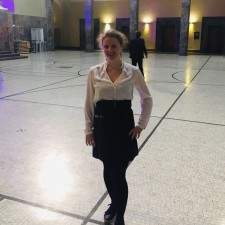 Laura bei der Arbeit