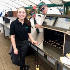 Tanja bei der Arbeit