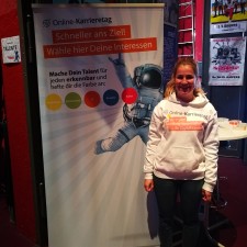 Johanna bei der Arbeit