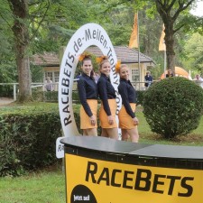Tara Rebecca bei der Arbeit