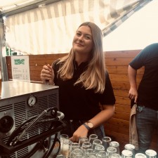 Frederika bei der Arbeit