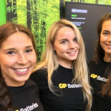 Kira arbeitet als Hostess for GP Batteries @ IFA 2019 auf der Messe