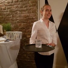 Alina Isabel bei der Arbeit