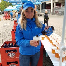 Julia bei der Arbeit