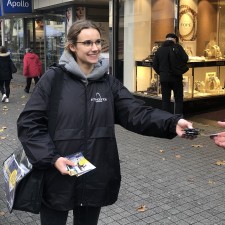 Johanna bei der Arbeit