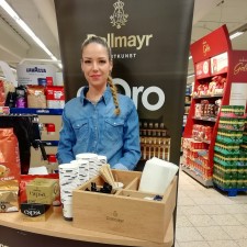 Anja bei der Arbeit