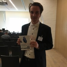 Josua arbeitet als Eventhelfer 2 auf der Messe