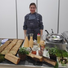 Anna bei der Arbeit